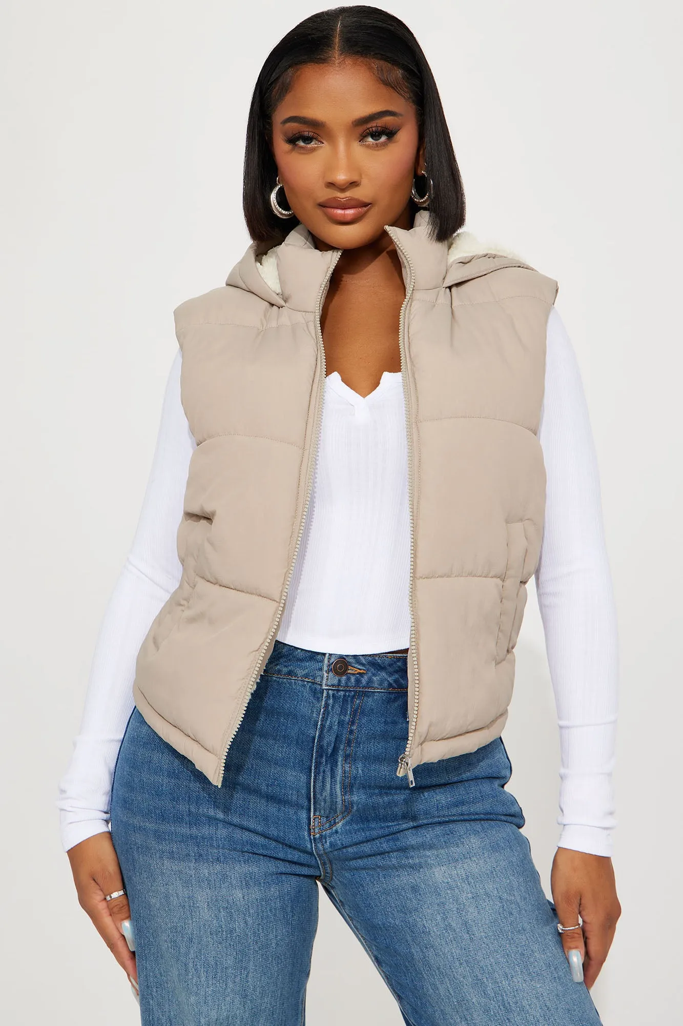 Airport Stops Puffer Vest - Khaki