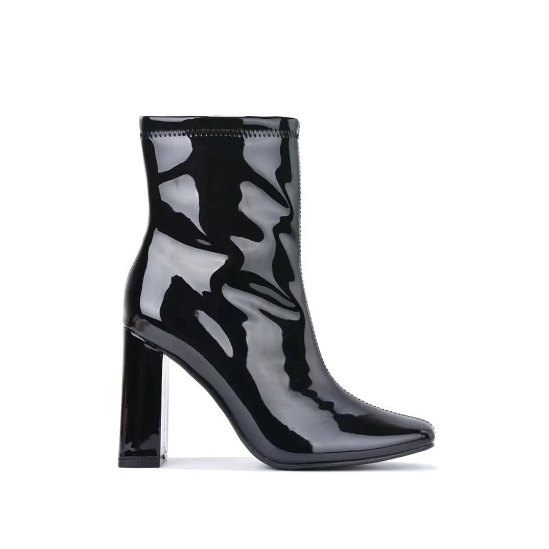 Botin Belinda Charol Negro