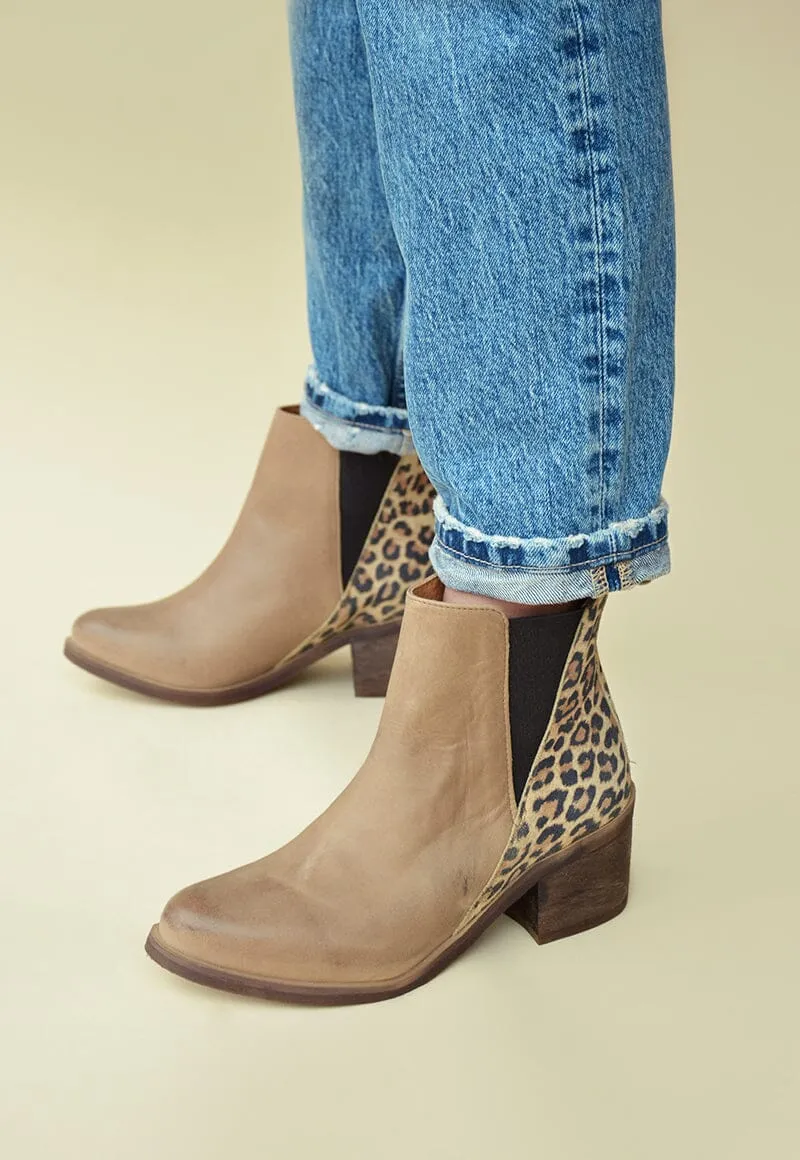 Taupe Print Womens Boots - Suiriri Botin