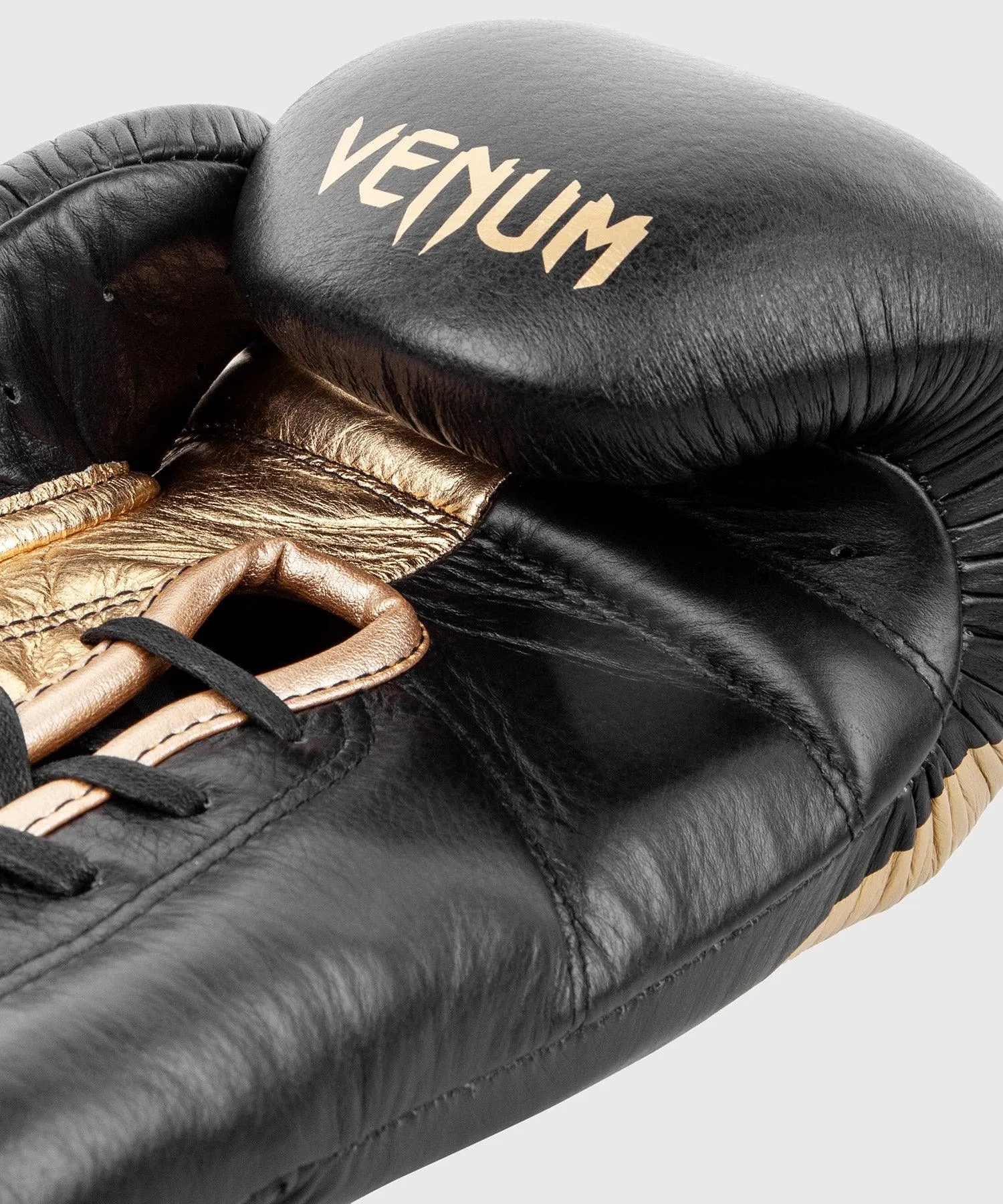 Guantes de Boxeo profesional Venum Giant 2.0  – cordones - Negro/Oro