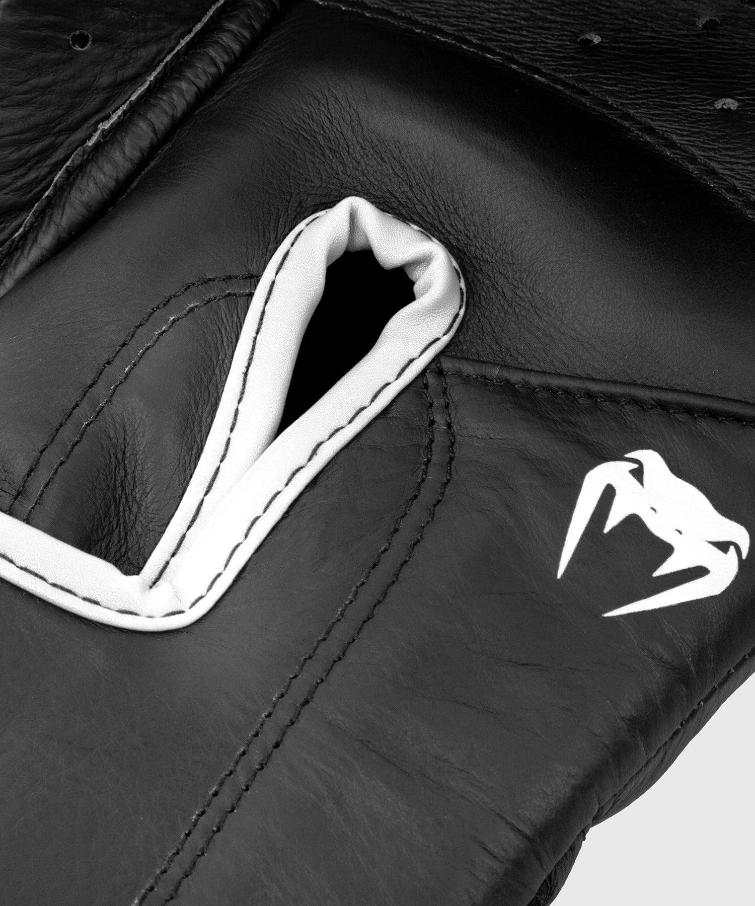 Guantes de Boxeo profesional Venum Giant 2.0  – Velcro - Negro/Blanco