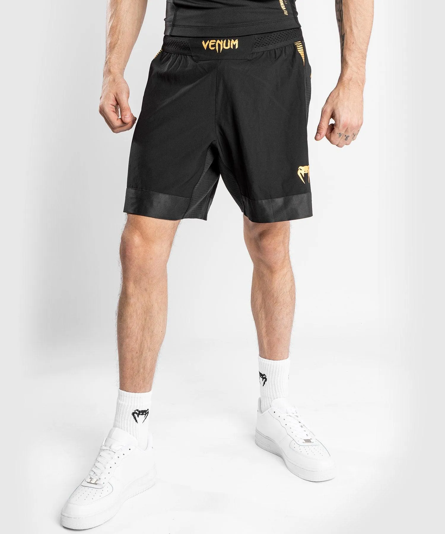 Pantalones cortos de combate Venum Tempest 2.0 - Negro/Dorado